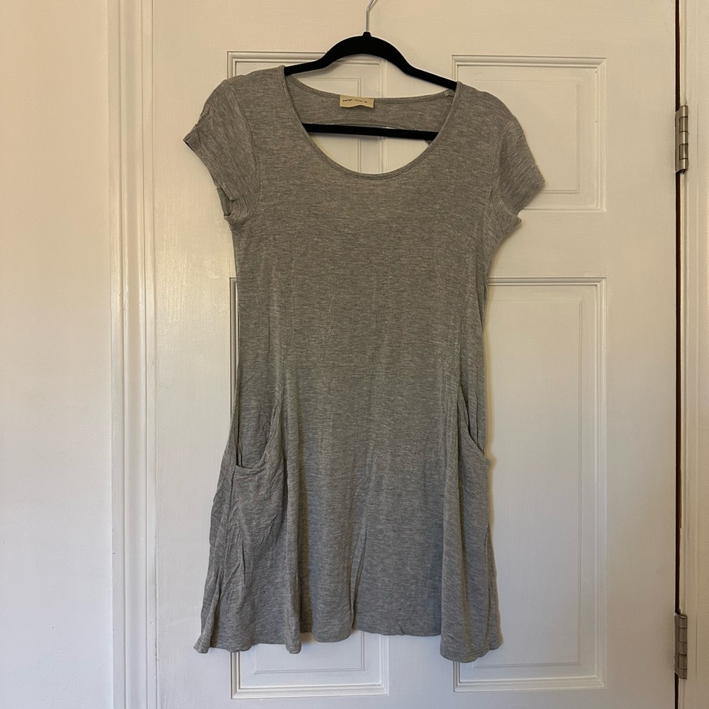 Gray dress with pockets